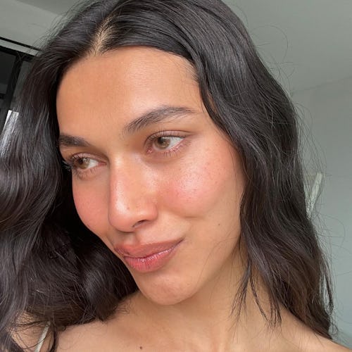 woman with little bare face no makeup makeup