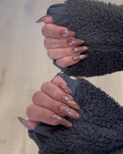 Vanessa Hudgens brown glazed donut nails