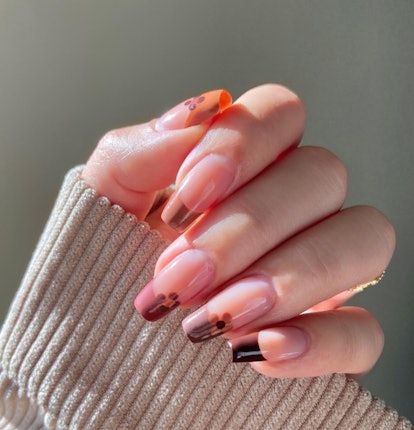 Caramel brown nail art