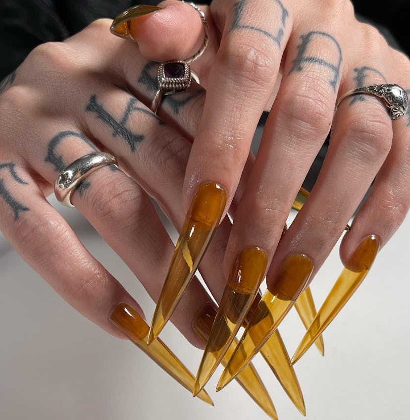 consider getting caramel-colored jelly nails this fall