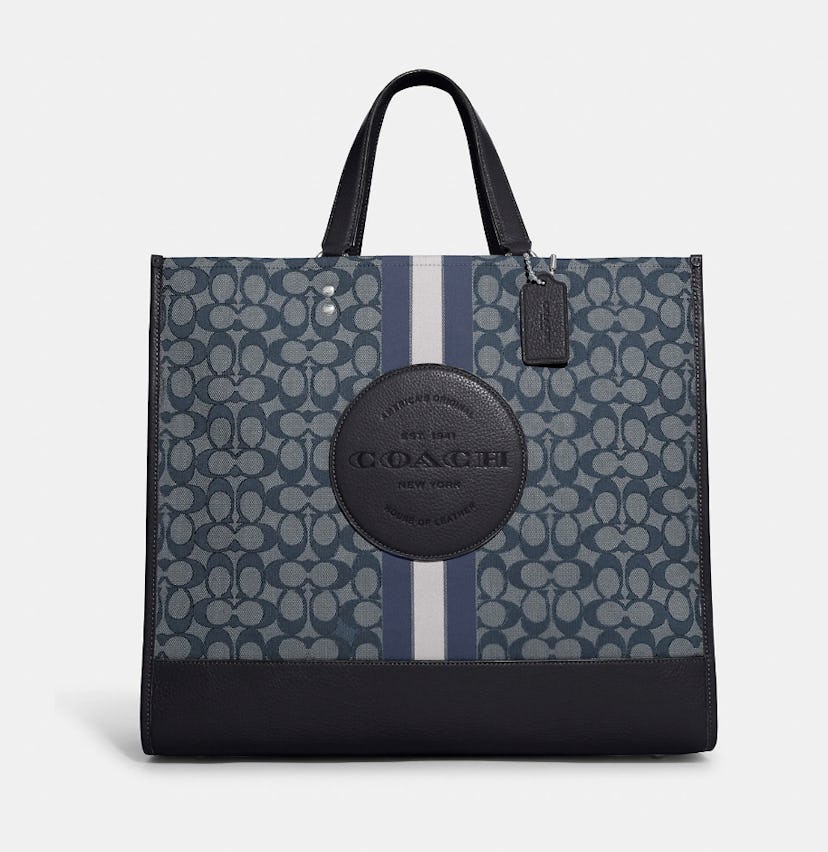 Dempsey Tote 40 In Signature Jacquard With Stripe And Coach Patch (802)