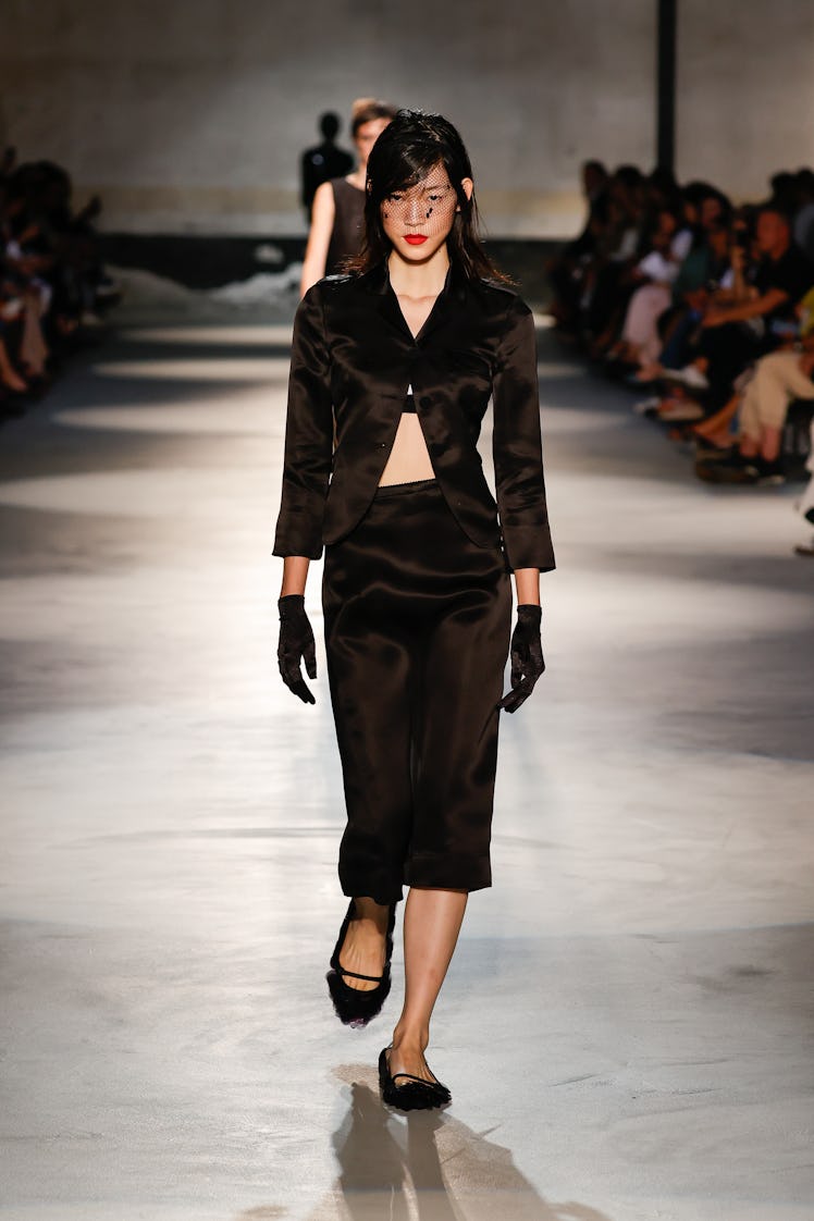 a look from no. 21 spring 2024 collection at milan fashion week