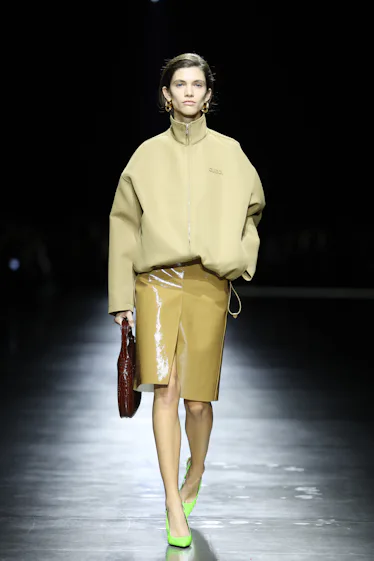 A model walks the runway of Gucci Ancora during Milan Fashion Week on September 22, 2023 in Milan, I...