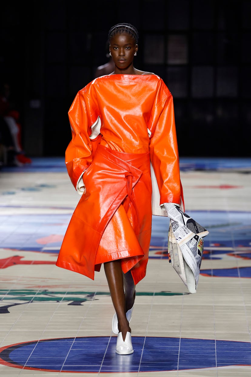 A model walks the runway at the Bottega Veneta fashion show during the Milan Fashion Week Womenswear...