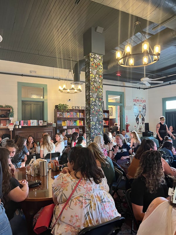 ACOTAR fans at Vintage Books and Wine’s themed trivia night.