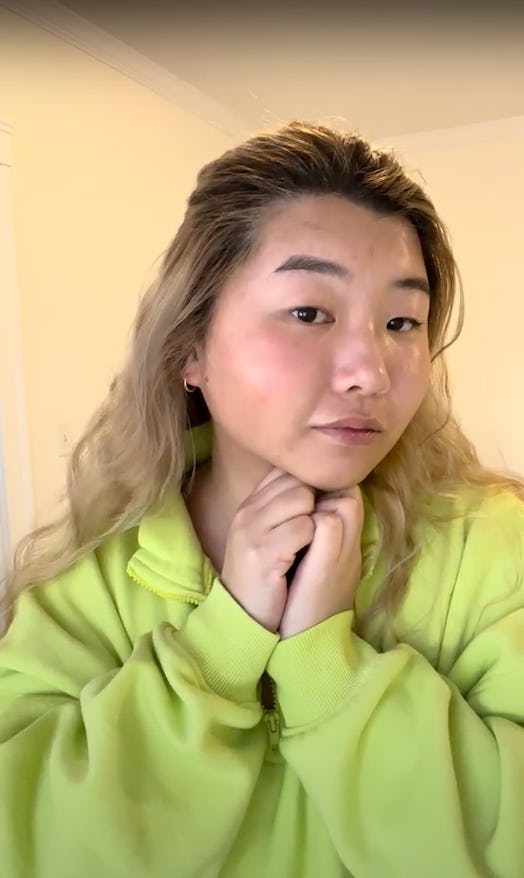 Vertical contouring for round faces verdict.