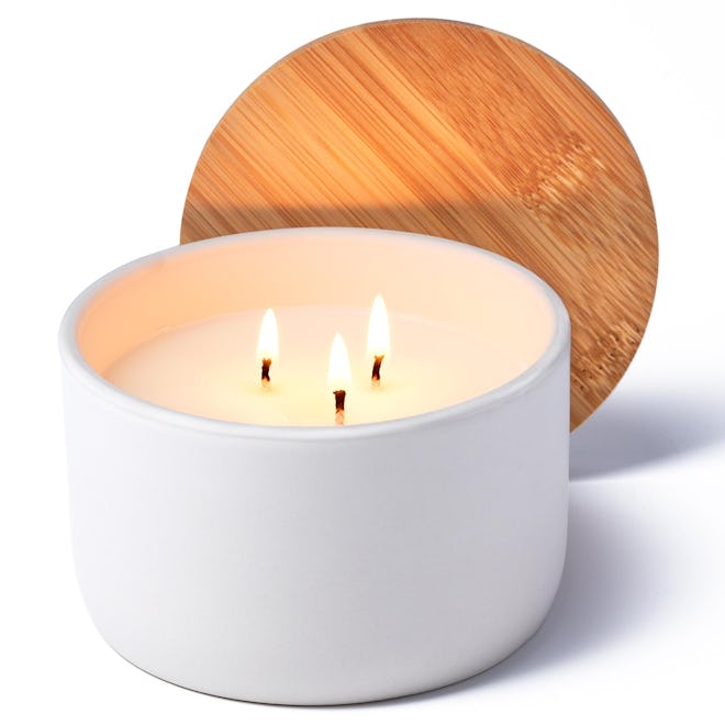 Hines + Young Hyannis Seagrass Candle