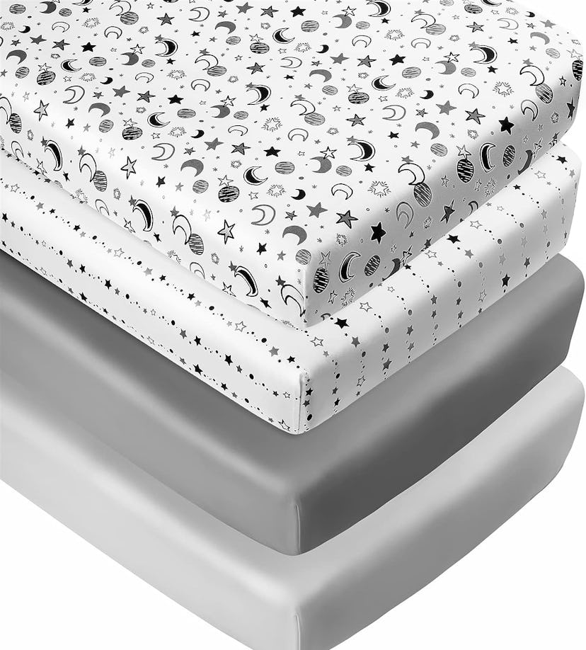 FIGEPO 4-Pack Moon & Star Fitted Crib Sheets 