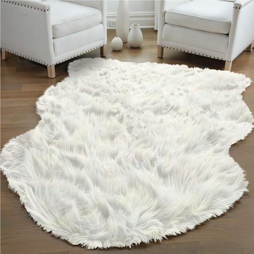 Gorilla Grip Fluffy Faux Sheepskin Rug