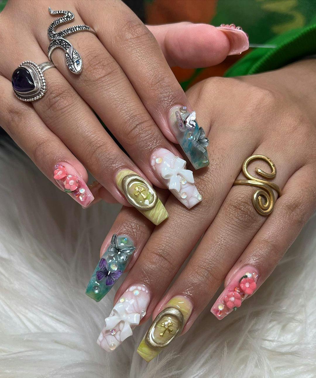 These fairycore nails are for the maximalist Libras.