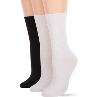 HUE Women's Relaxed Top Crew Socks, 3 Pairs