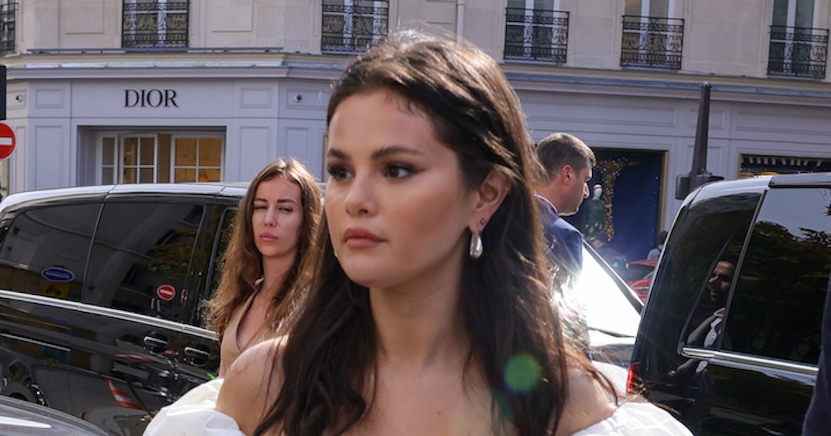 Selena Gomez Channeled Princess Diana At Paris Fashion Week 2023