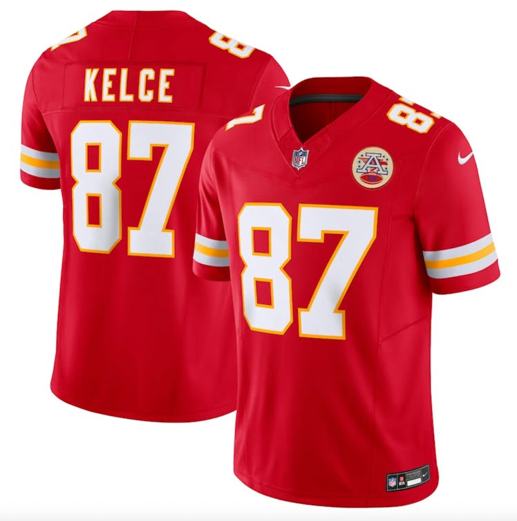 Taylor Swift fans bought Travis Kelce's jersey after seeing the two together. 