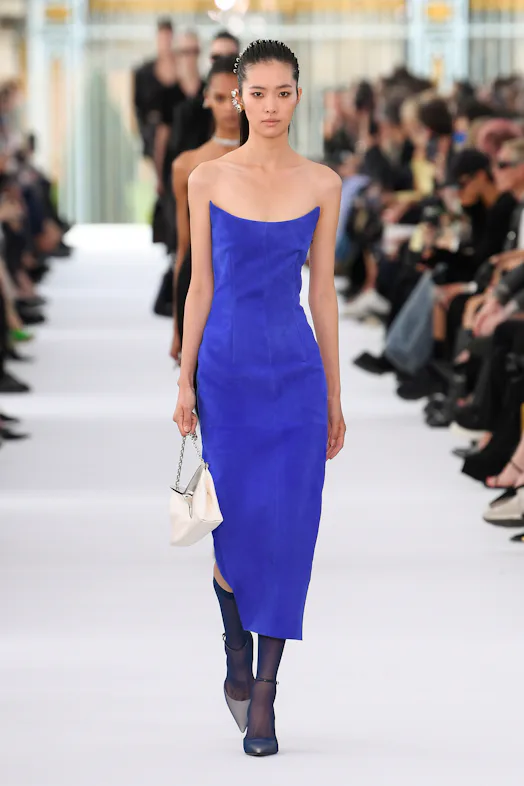Givenchy Spring 2024 Paris Fashion Week: A New Sense of Lightness Givenchy Spring 2024 Paris Fashion Week: A New Sense of Lightness