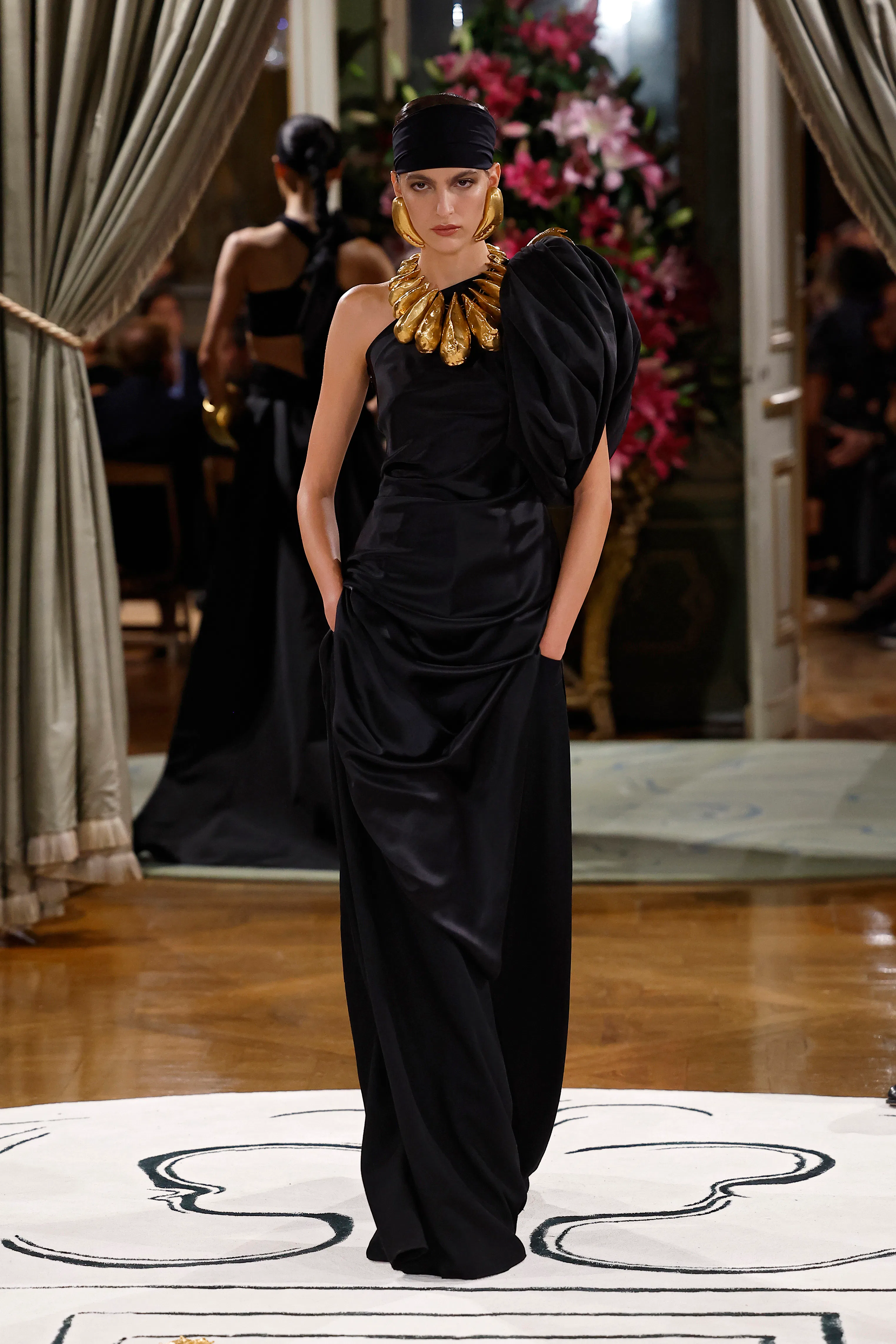 paris fashion week 2024 best dressed Paris Fashion Week Spring 2024: All the Best Looks From the Runway