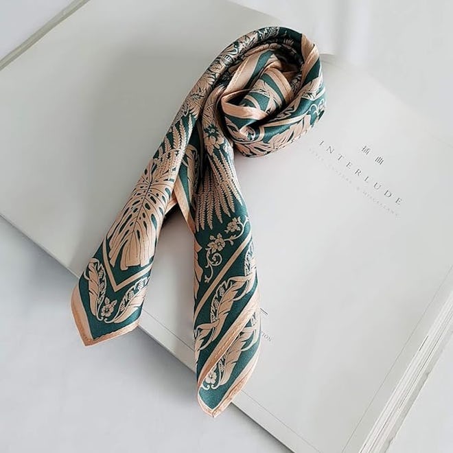 FONYVE 100% Mulberry Silk Scarf