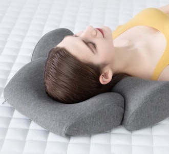 Just Stroll Cervical Pillow for Neck Pain