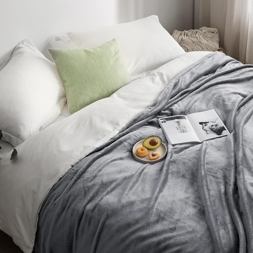 Bedsure Fleece Bed Blankets 