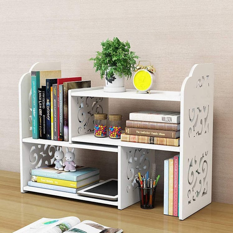 YGYQZ Small Bookshelf for Desktop Storage