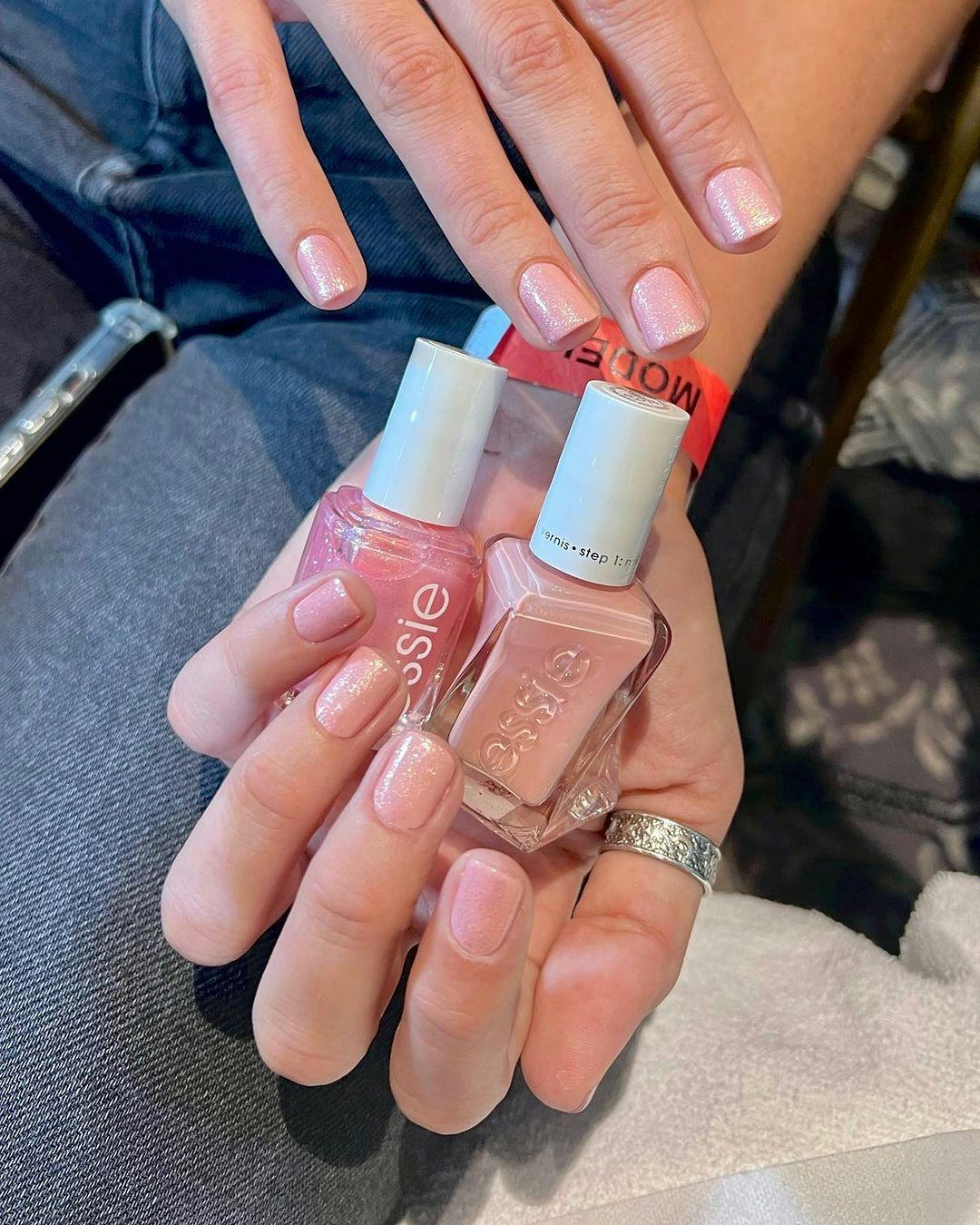 Naked nails with silver glitter at Christian Siriano Spring/Summer 2024 during New York Fashion Week&hellip;