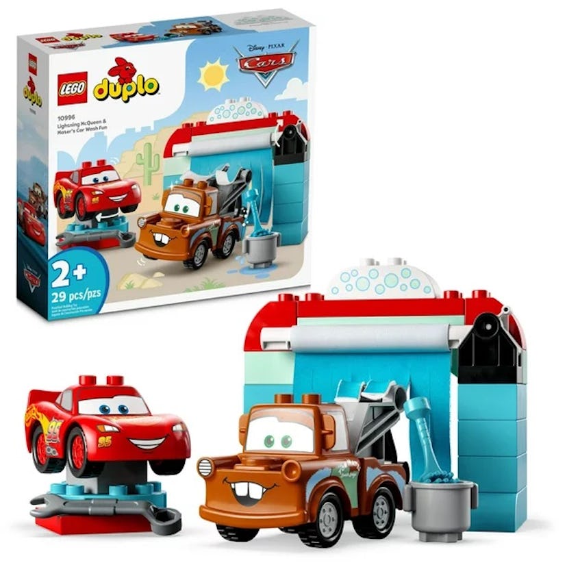 LEGO DUPLO Disney & Pixar Lightning McQueen & Mater's Car Wash Fun