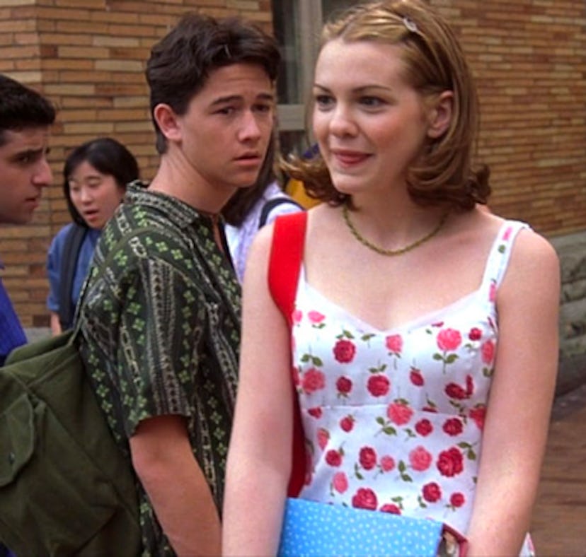 Bianca and Cameron in '10 Things I Hate About You' before TikTok's "thank you, more please" challeng...