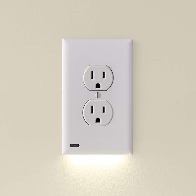 SnapPower Wall Plate With LED Night Light