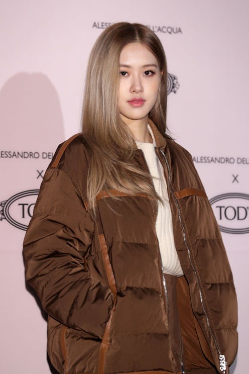 The "milk tea" hair color trend is taking over this fall.