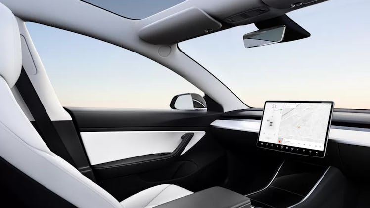 Tesla Model 3 with no steering wheel
