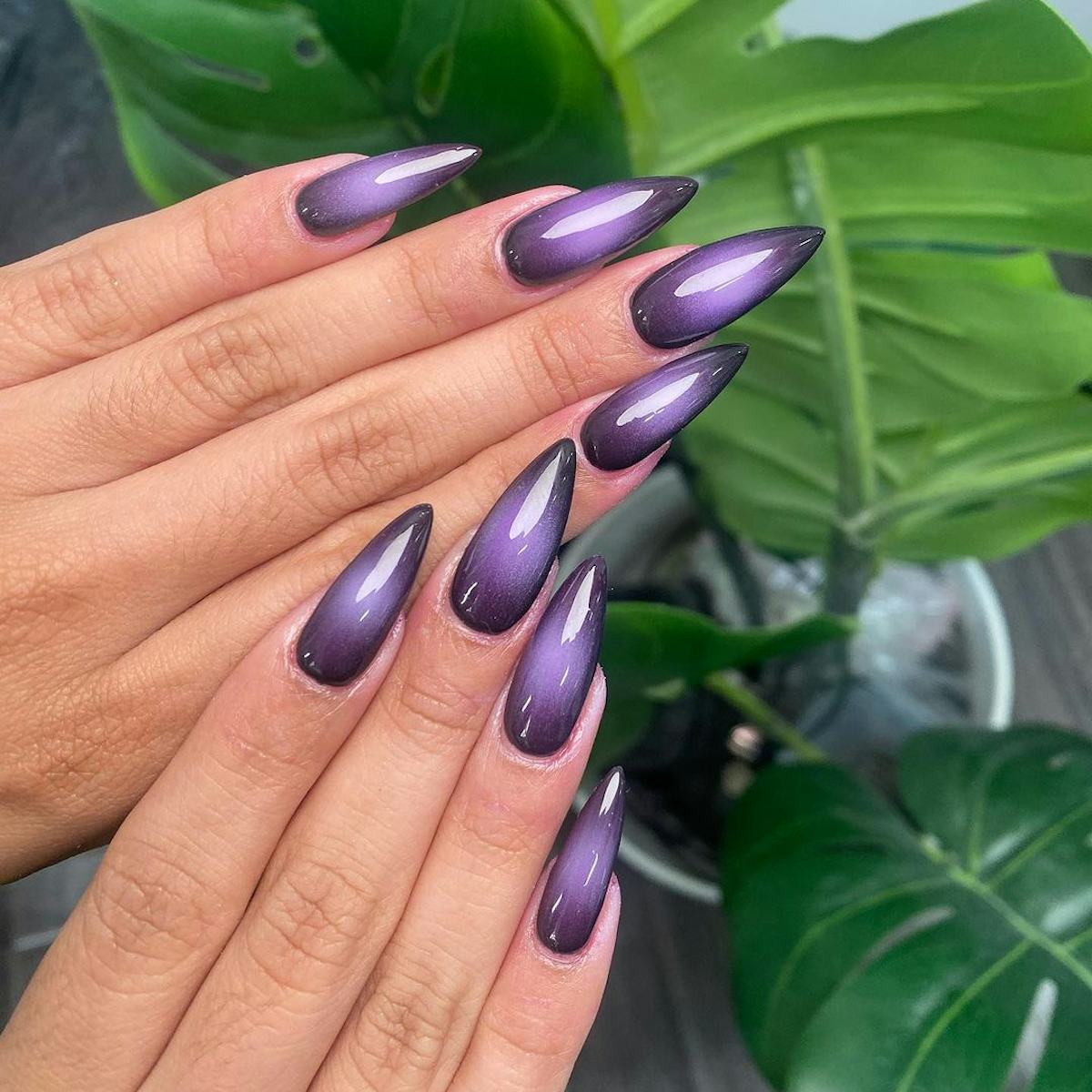 Gradient Lilac Nails 2025: A Dreamy Rise