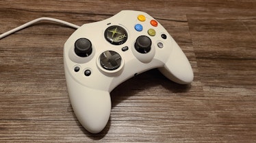 Hyperkin's DuchesS Xbox S Controller remake is substantial in a way no modern controllers are.