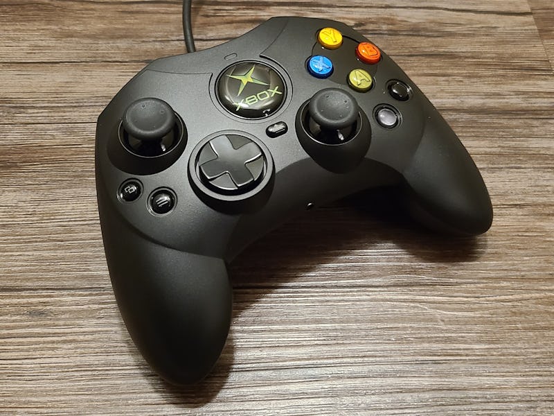A black prototype version of Hyperkin's DuchesS Xbox controller announced at CES
