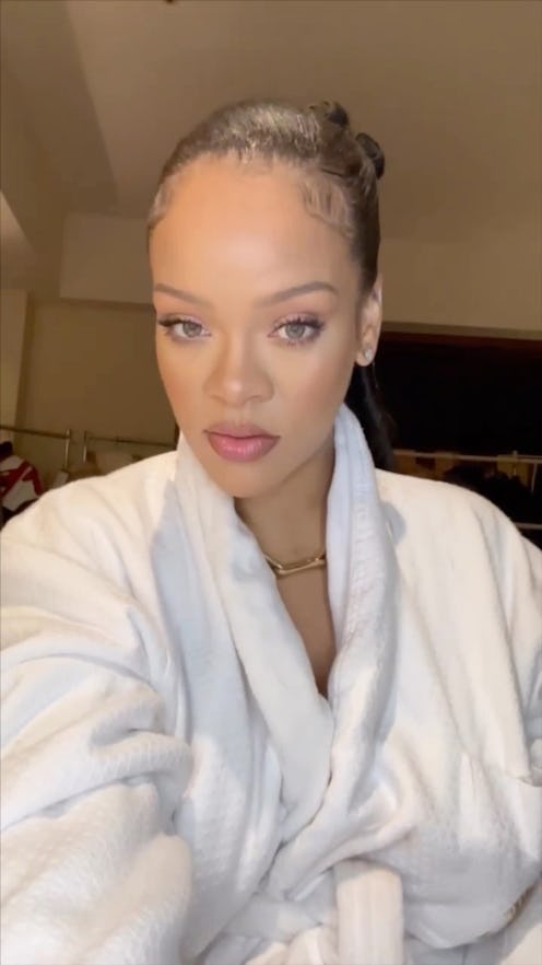 Rihanna minimalist makeup bathrobe