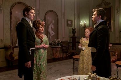 Colin and the Featheringtons in 'Bridgerton' Season 2. Photo via Netflix