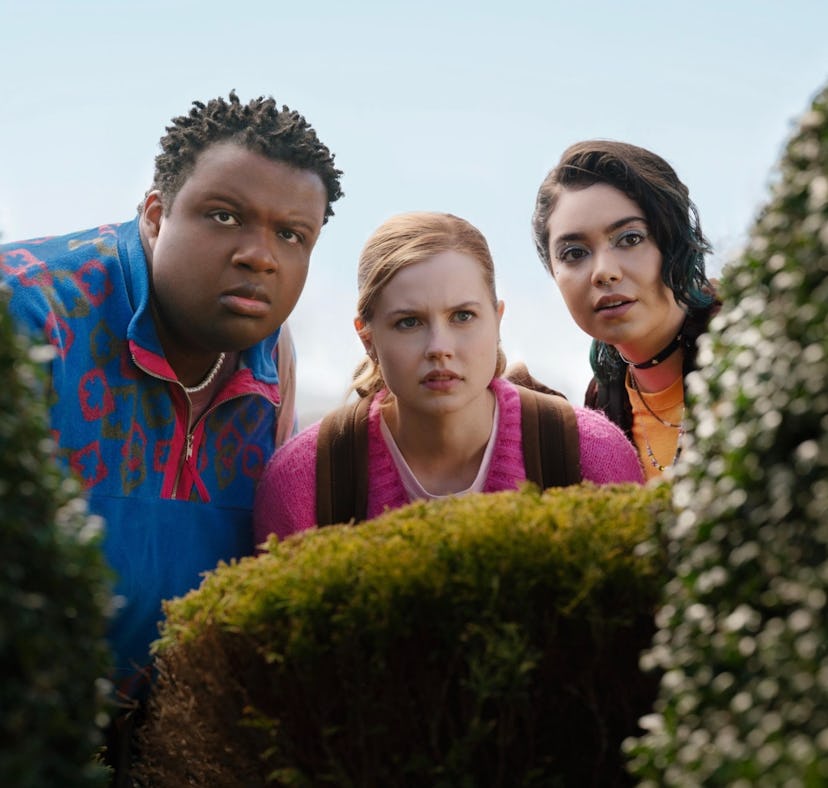 Damian, Cady, and Janis in 'Mean Girls' 2024