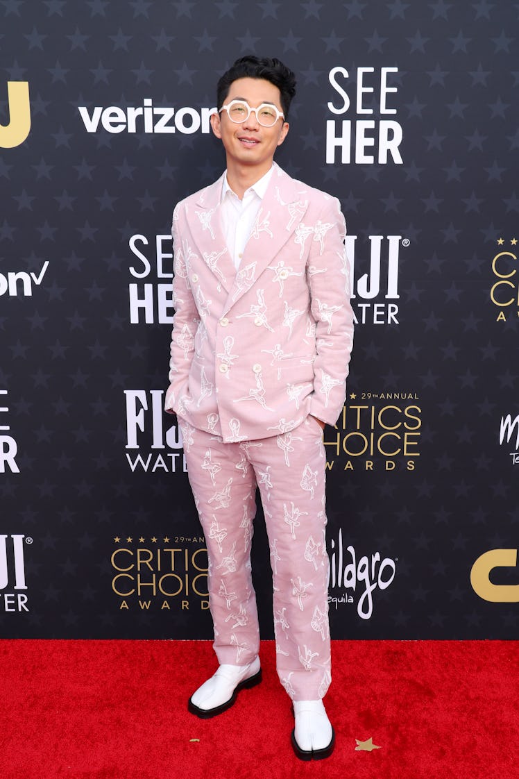 Lee Sung Jin attends the 29th Annual Critics Choice Awards at Barker Hangar on January 14, 2024 in S...