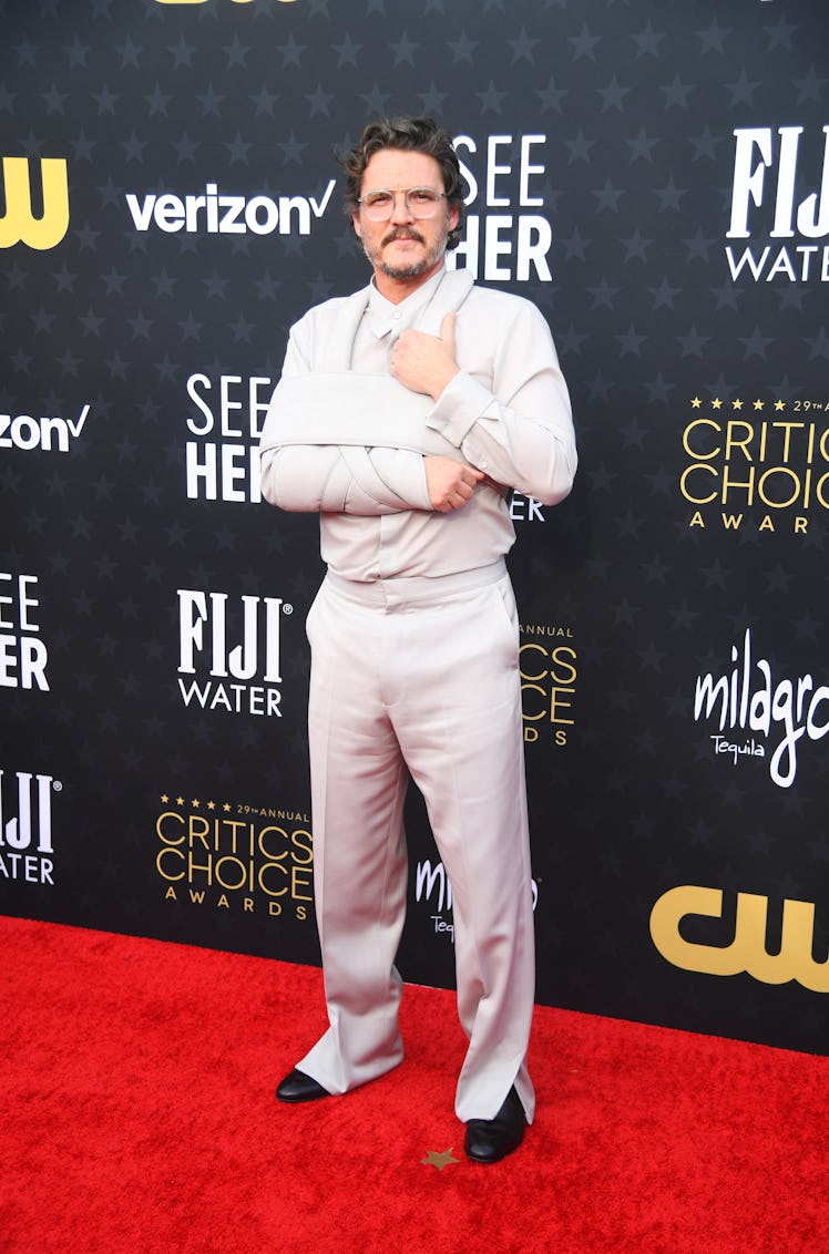 Pedro Pascal attends the 29th Annual Critics Choice Awards at Barker Hangar on January 14, 2024 in S...