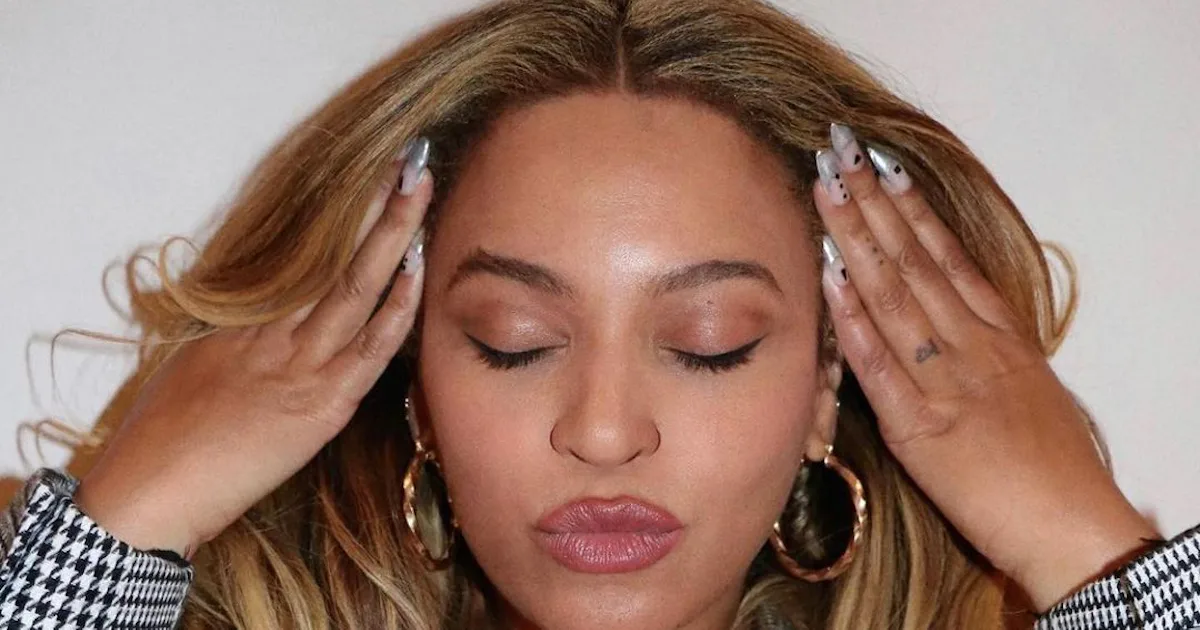 Beyoncé's Best Manicures Mix Classics With Playful Personal Touches