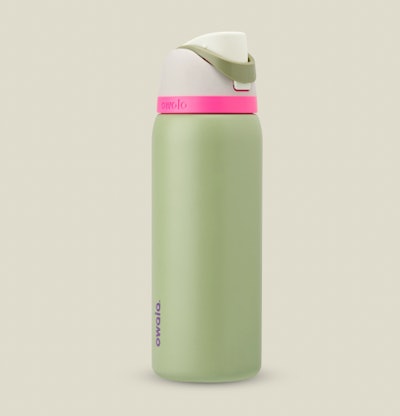 owala FreeSip Water Bottle, a great valentines day gift idea for new moms