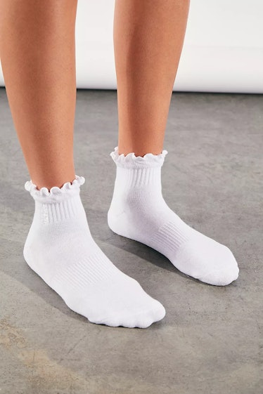 Movement Classic Ruffle Socks