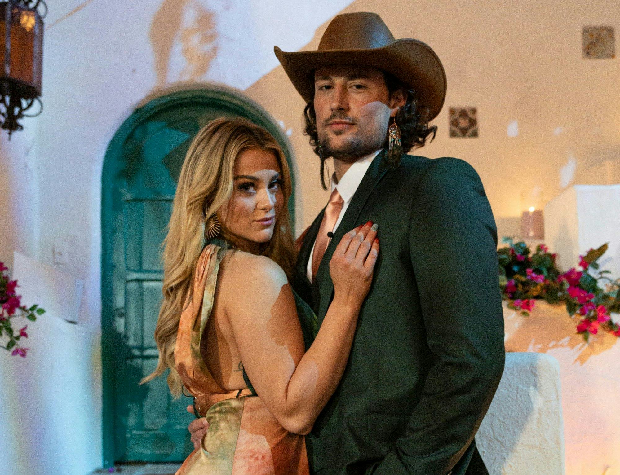 CHRISTINA MANDRELL &amp; BRAYDEN BOWERS got engaged at The Golden Wedding