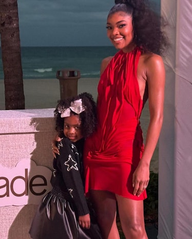 Gabrielle Union ve kızı Kaavia, Instagram'da yayınlanan bir fotoğrafta.