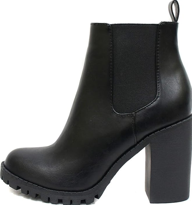 Soda Ankle Boot With Lug Sole