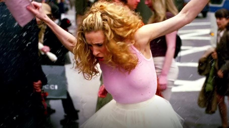 Sarah Jessica Parker&rsquo;s tutu in the &lsquo;Sex and the City&rsquo; credits fetched a huge price at auction.