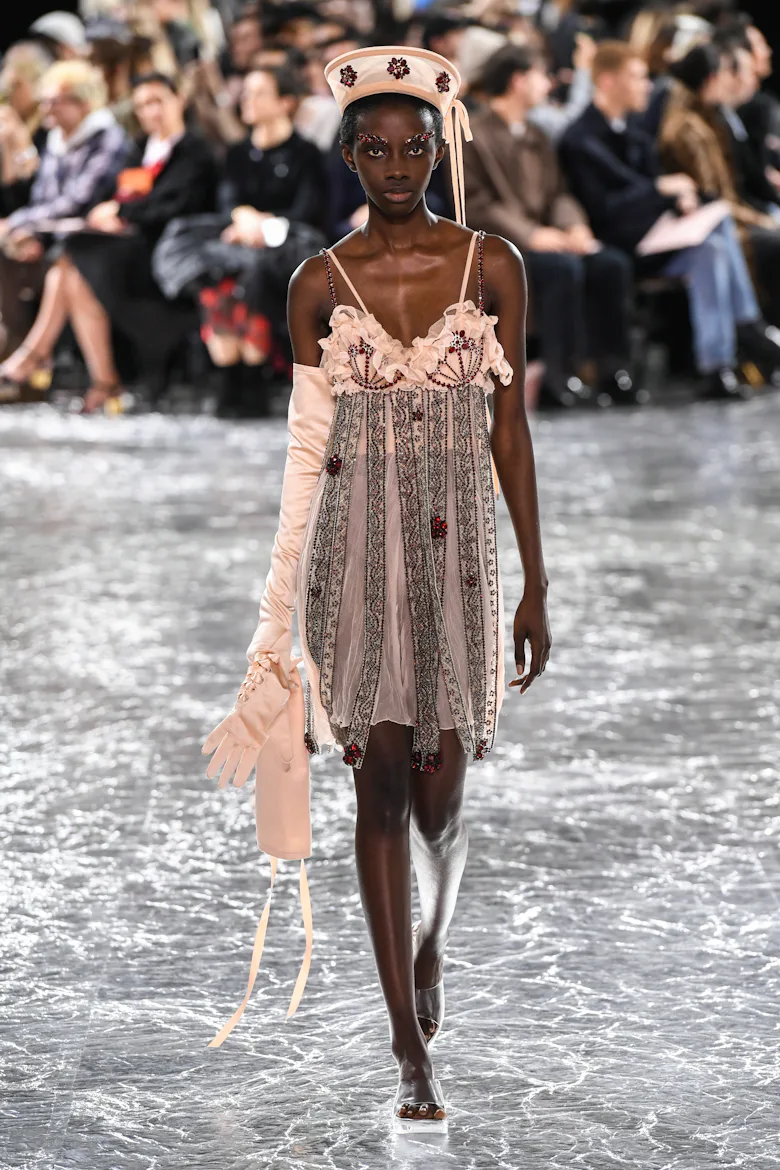 cello dress paris fashion week DESIGN and ART MAGAZINE: Paris Haute Couture: The Bolro Effect, Stphane Rolland's Haute Couture Crescendo at the Thtre des Champs-lyses