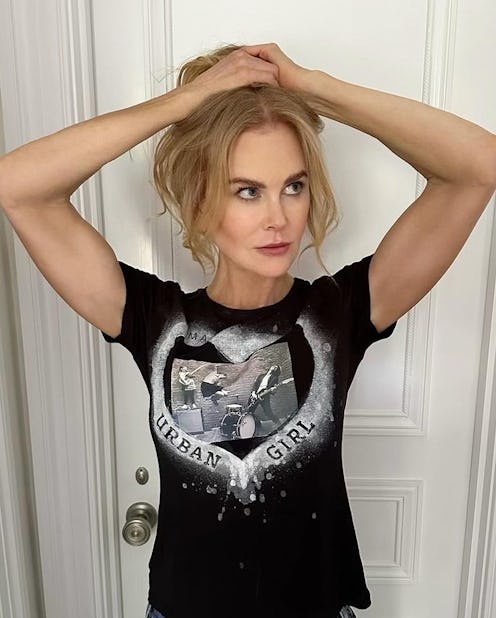 Nicole Kidman black Keith Urban t-shirt