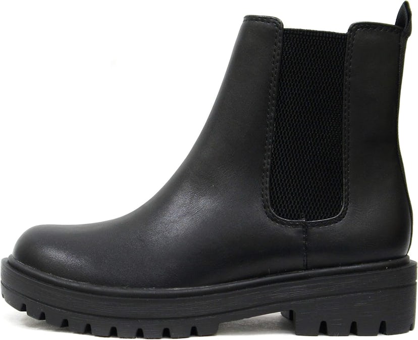 Soda Pilot Lug Sole Chelsea Boot