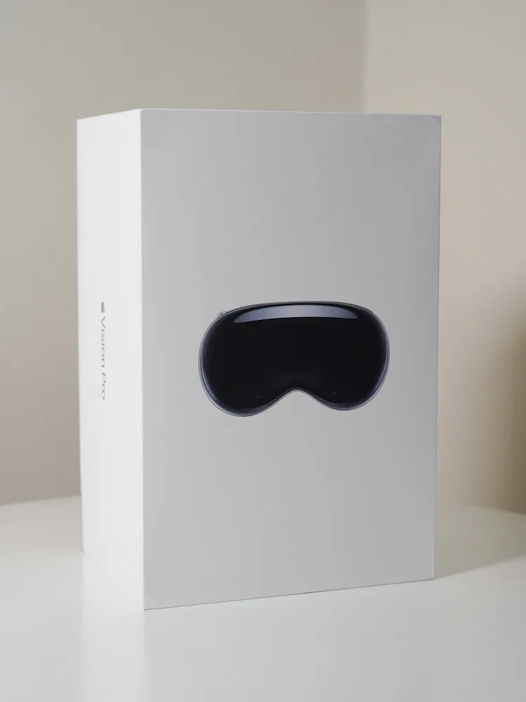 Apple Vision Pro Unboxing: All the Secrets We Just Discovered