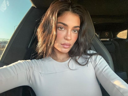 Kylie Jenner minimalist makeup
