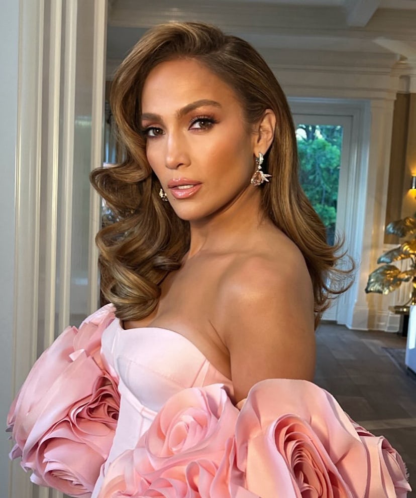 Jennifer Lopez big curls Golden Globes